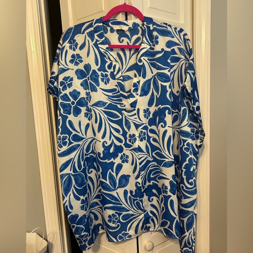 Entro Blue and White Floral Blouse